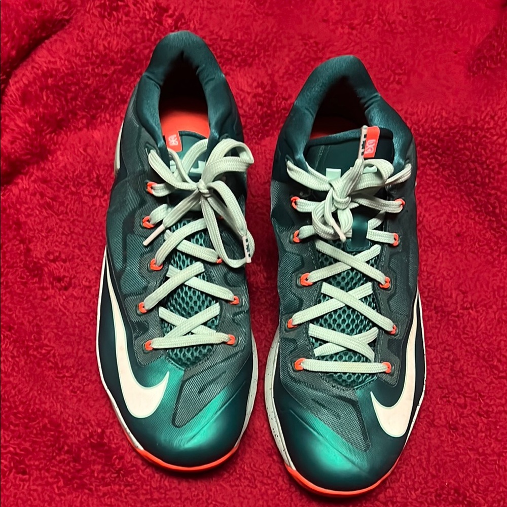 Nike Lebron XI Max Low